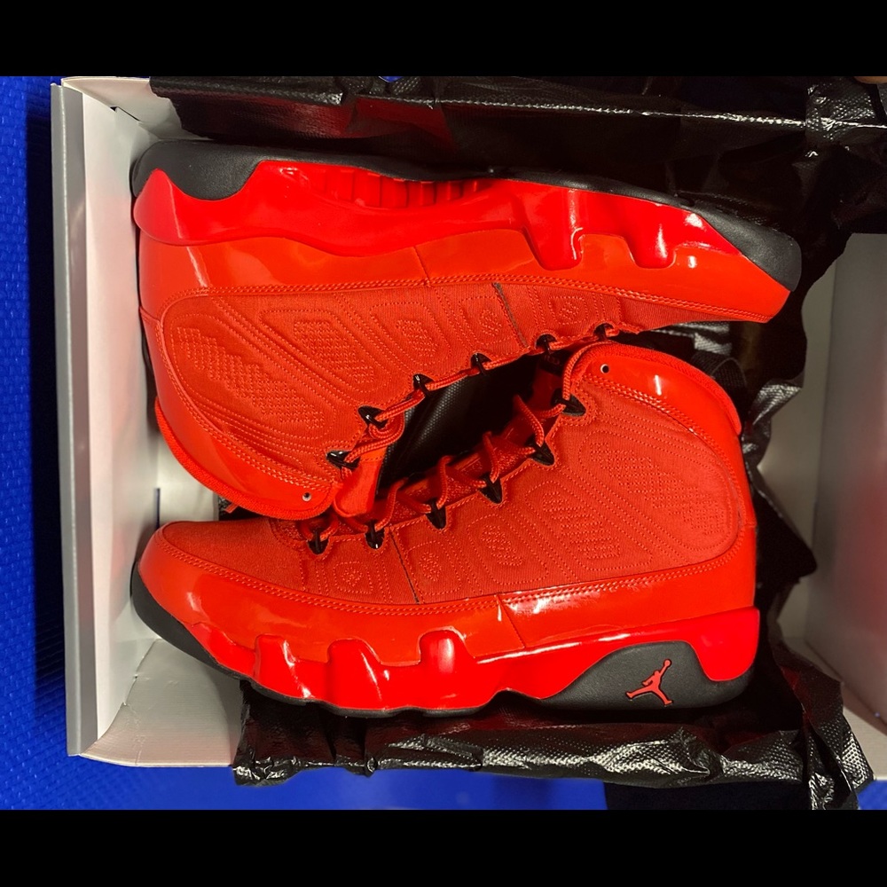 Air Jordan 9 Retro “Chile Red” 2022